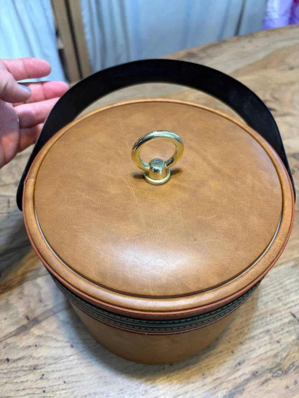 Vintage Georges Briard Faux Leather Ice Bucket – Mid-Century Barware 🍸🧊